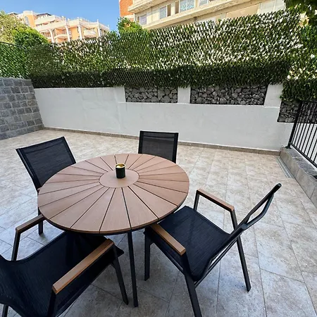 Luxury Seaside With Seaview Apartment *