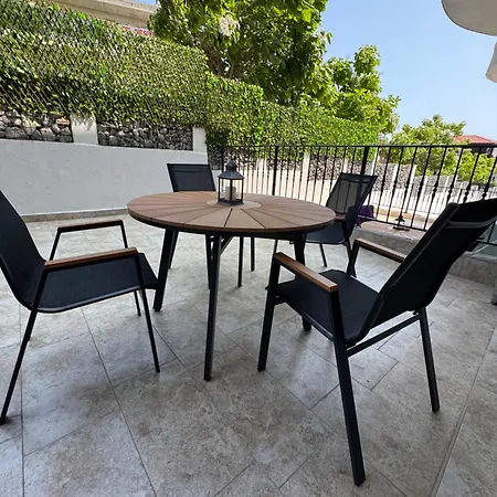 Luxury Seaside With Seaview Apartment