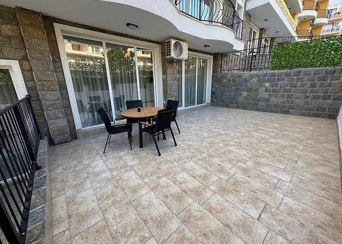 Luxury Seaside With Seaview Apartamento